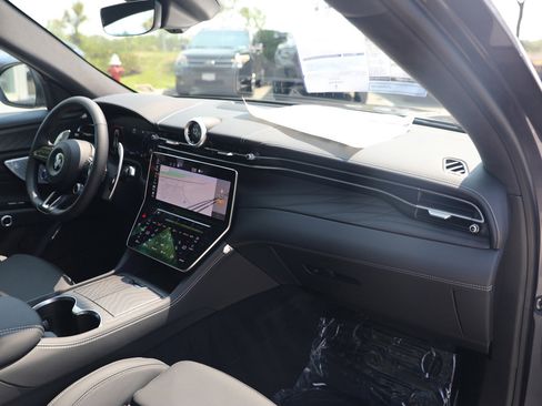 New 2024 Maserati Grecale GT image 61