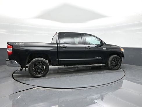 Used 2015 Toyota Tundra SR5 w/ SR5 Upgrade Package RWD image 9