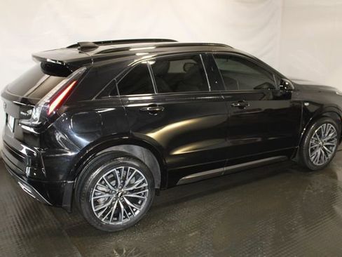Used 2024 Cadillac XT4 Sport AWD/4WD image 5