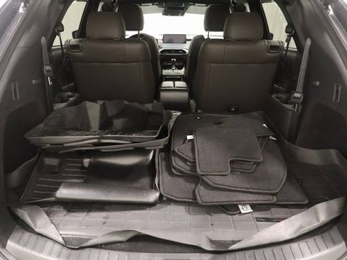 Used 2022 MAZDA CX-9 Signature image 18
