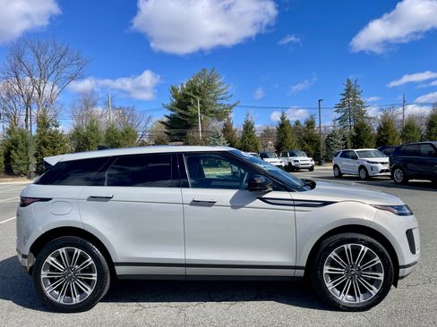 Certified 2024 Land Rover Range Rover Evoque S image 4