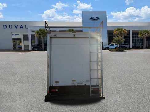 Used 2017 Chevrolet Express 3500 image 5