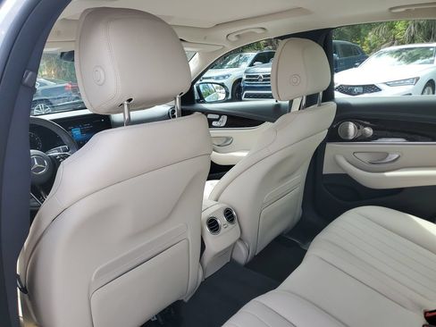 Used 2023 Mercedes-Benz E 350 Sedan image 18