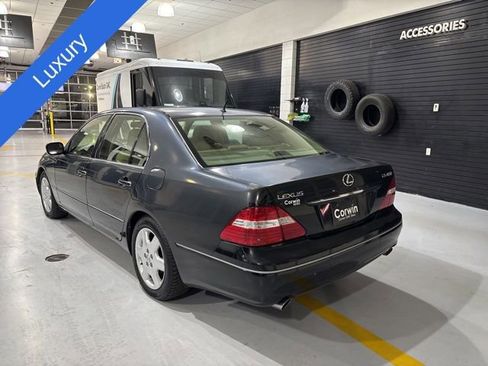 Used 2004 Lexus LS 430 RWD image 3