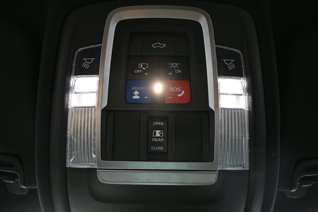 Used 2021 RAM 1500 Laramie w/ Sport Appearance Package AWD/4WD image 25
