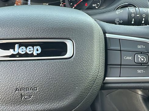 New 2026 Jeep Compass Latitude image 20