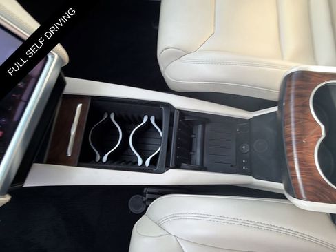 Used 2018 Tesla Model X P100D image 19