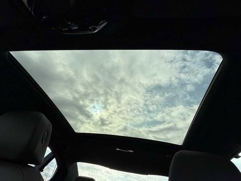 New 2026 BMW 530i xDrive w/ Executive Package image 40