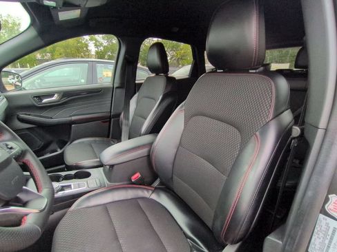 Used 2025 Ford Escape ST-Line FWD image 5