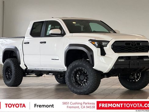 Used 2026 Toyota Tacoma TRD Off-Road w/ TRD Off Road Upgrade Package image 1