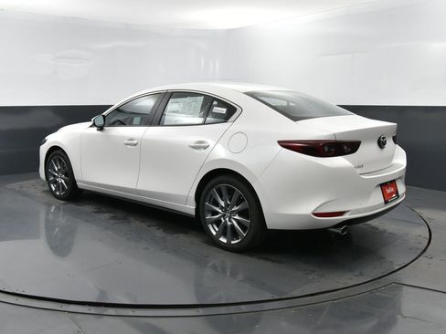 New 2026 MAZDA MAZDA3 2.5 S Sedan w/ Preferred Pkg image 31