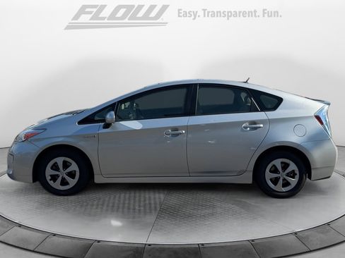 Used 2012 Toyota Prius Three w/ Solar Roof Pkg FWD image 4