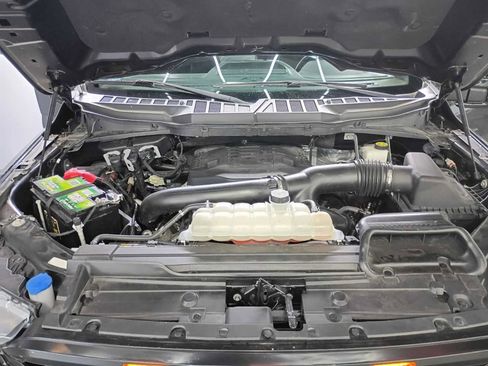 Used 2022 Ford F150 XLT w/ Equipment Group 302A High image 9