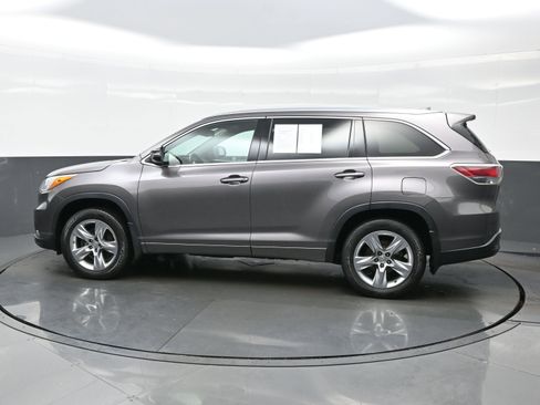 Used 2015 Toyota Highlander Limited AWD/4WD image 3