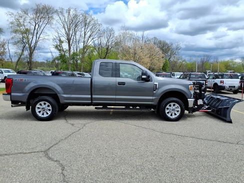 Used 2021 Ford F250 XLT w/ XLT Value Package AWD/4WD image 9