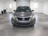 Used 2015 Nissan Altima 2.5 SV w/ Convenience Package image 3