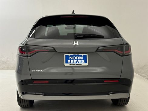 New 2026 Honda HR-V EX-L image 8