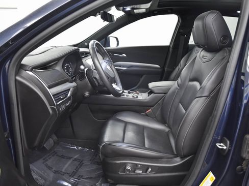 Used 2019 Cadillac XT4 Premium Luxury image 11