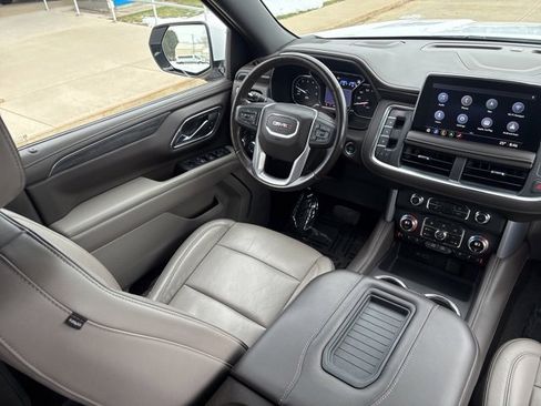 Used 2021 GMC Yukon SLT w/ SLT Luxury Plus Package image 29
