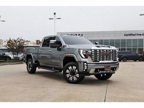 Used 2025 GMC Sierra 2500 Denali w/ Denali Reserve Package image 1