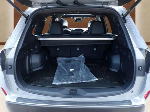 Certified 2025 Subaru Forester Limited image 14