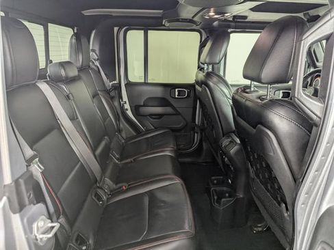 Used 2020 Jeep Gladiator Rubicon w/ Dual Top Group AWD/4WD image 19
