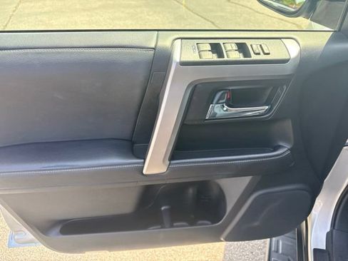 Used 2024 Toyota 4Runner SR5 Premium w/ SR5 Premium Package AWD/4WD image 26