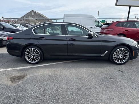 Used 2021 BMW 530i xDrive 530i xDrive w/ Premium Package image 4