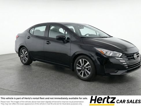 Used 2025 Nissan Versa SV image 1