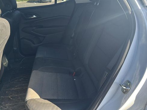 Used 2024 Chevrolet Trax LT w/ Driver Confidence Package FWD image 10