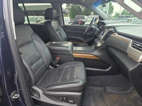 Used 2019 GMC Yukon XL Denali w/ Denali Ultimate Package AWD/4WD image 31