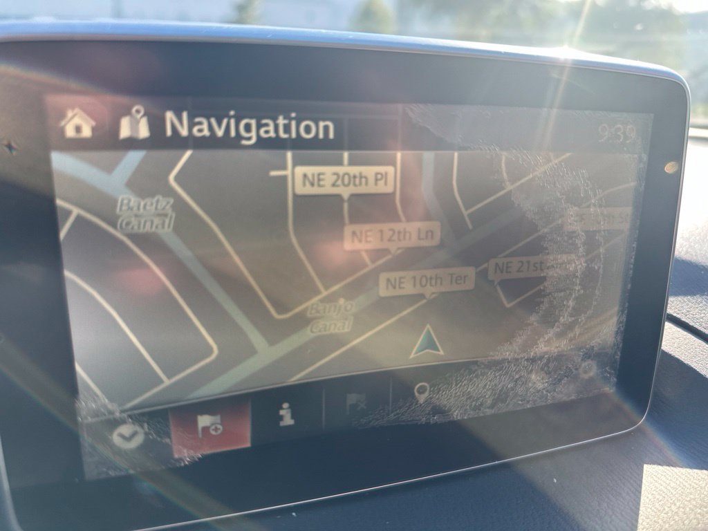 Used 2014 MAZDA MAZDA3 i Touring w/ Technology Package FWD image 15