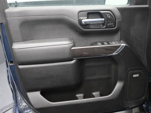 Used 2022 Chevrolet Silverado 1500 LTZ w/ LTZ Premium Package image 22