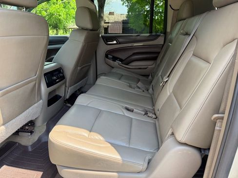 Used 2016 Chevrolet Suburban LT AWD/4WD image 29