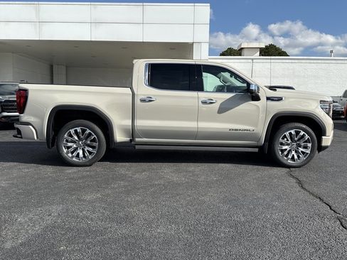 New 2026 GMC Sierra 1500 Denali image 2