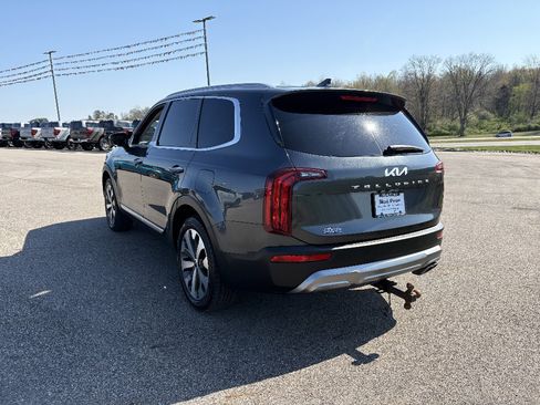 Used 2022 Kia Telluride S image 3