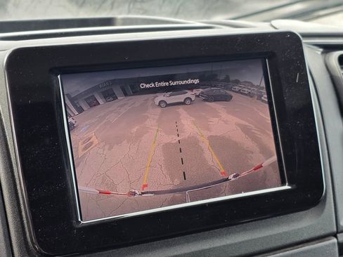 Used 2025 RAM ProMaster 2500 w/ U-Haul Equipment Group FWD image 17