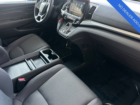 Used 2019 Honda Odyssey EX image 17