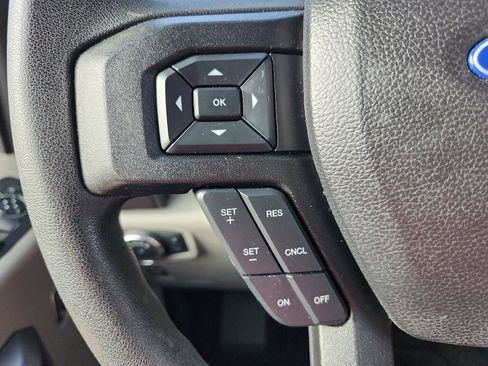 Used 2020 Ford F150 XLT image 23