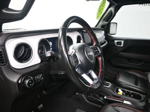 Used 2021 Jeep Gladiator Rubicon image 12