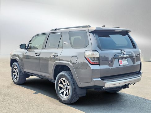 Used 2023 Toyota 4Runner TRD Off-Road AWD/4WD image 3