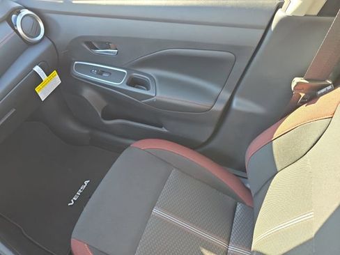 New 2025 Nissan Versa SR w/ Trunk Package image 17