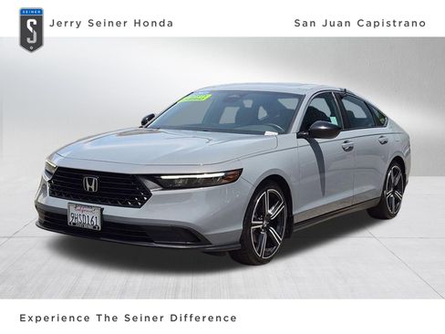 Used 2023 Honda Accord Sport image 1