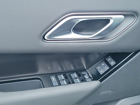 New 2026 Land Rover Range Rover Velar Belgravia AWD/4WD image 24