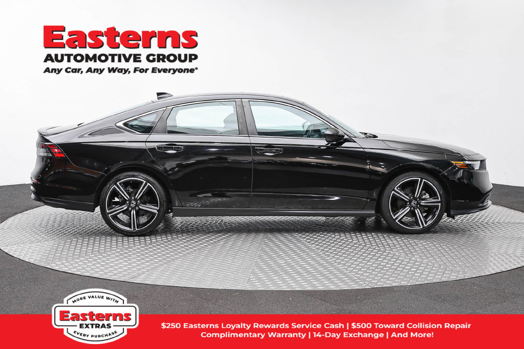 Used 2024 Honda Accord Sport image 5