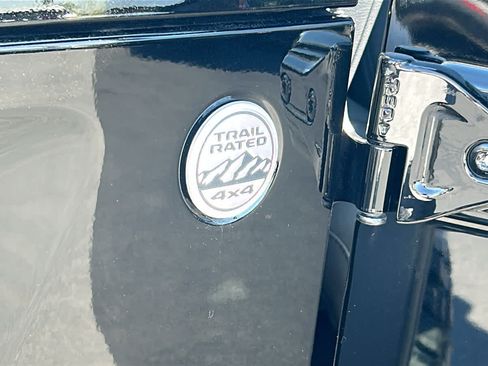 Used 2019 Jeep Wrangler Unlimited Sport AWD/4WD image 28