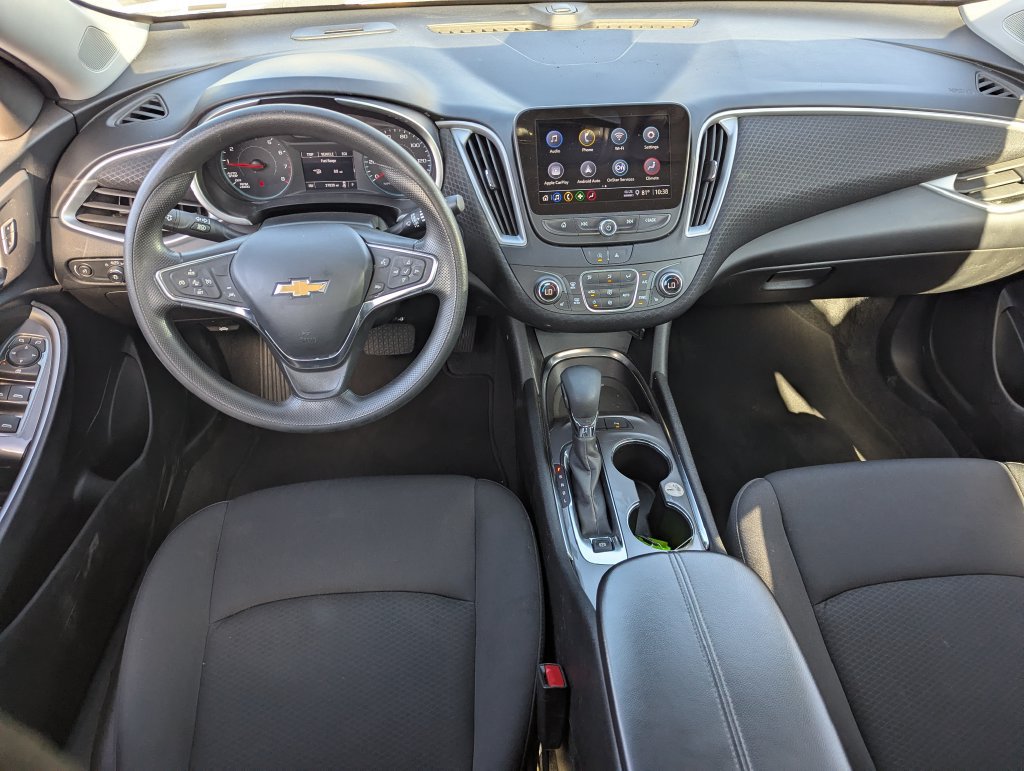Used 2024 Chevrolet Malibu LT FWD image 30