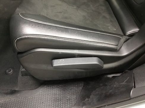 Used 2024 Jeep Grand Cherokee L Altitude image 28