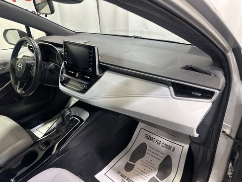Used 2020 Toyota Corolla SE image 13