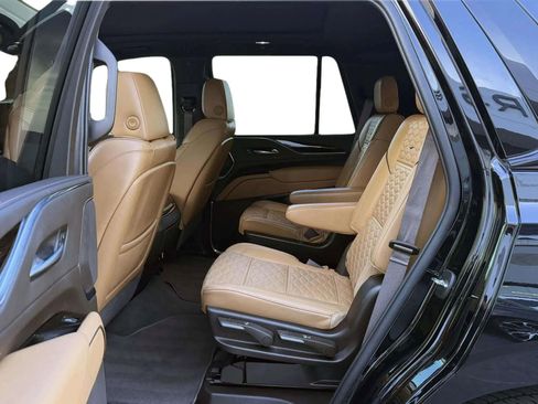 Used 2022 Cadillac Escalade Sport image 14